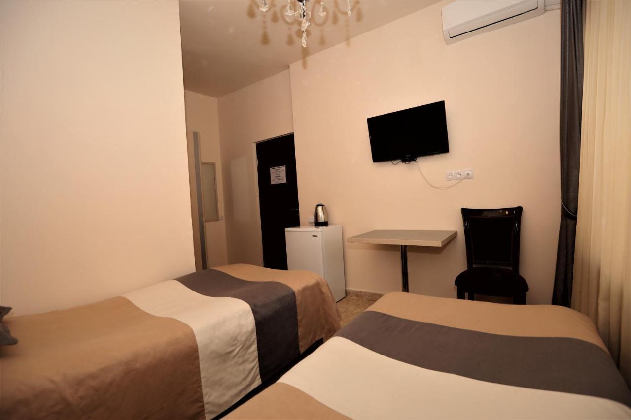 Comfort House Hotel And Tours Γιερεβάν Εξωτερικό φωτογραφία