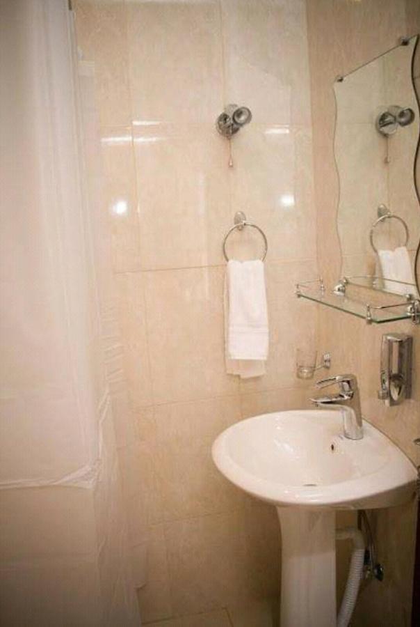 Comfort House Hotel And Tours Γιερεβάν Εξωτερικό φωτογραφία